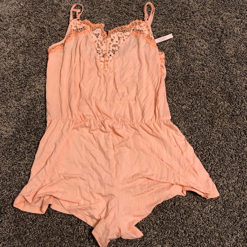 VS romper